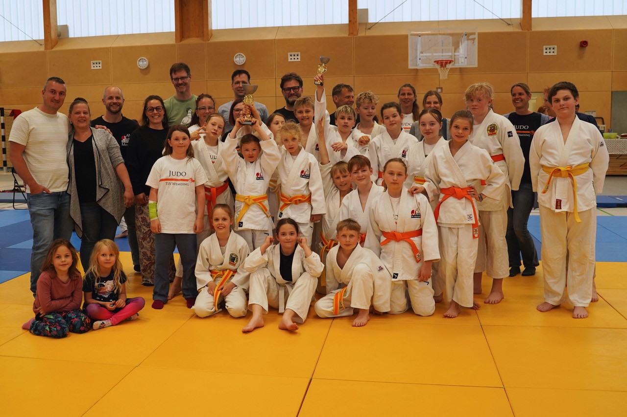 Der Judo-Nachwuchs des TSV Wemding hat bei den Schwäbischen Meisterschaften ordentlich Grund zum Jubel.