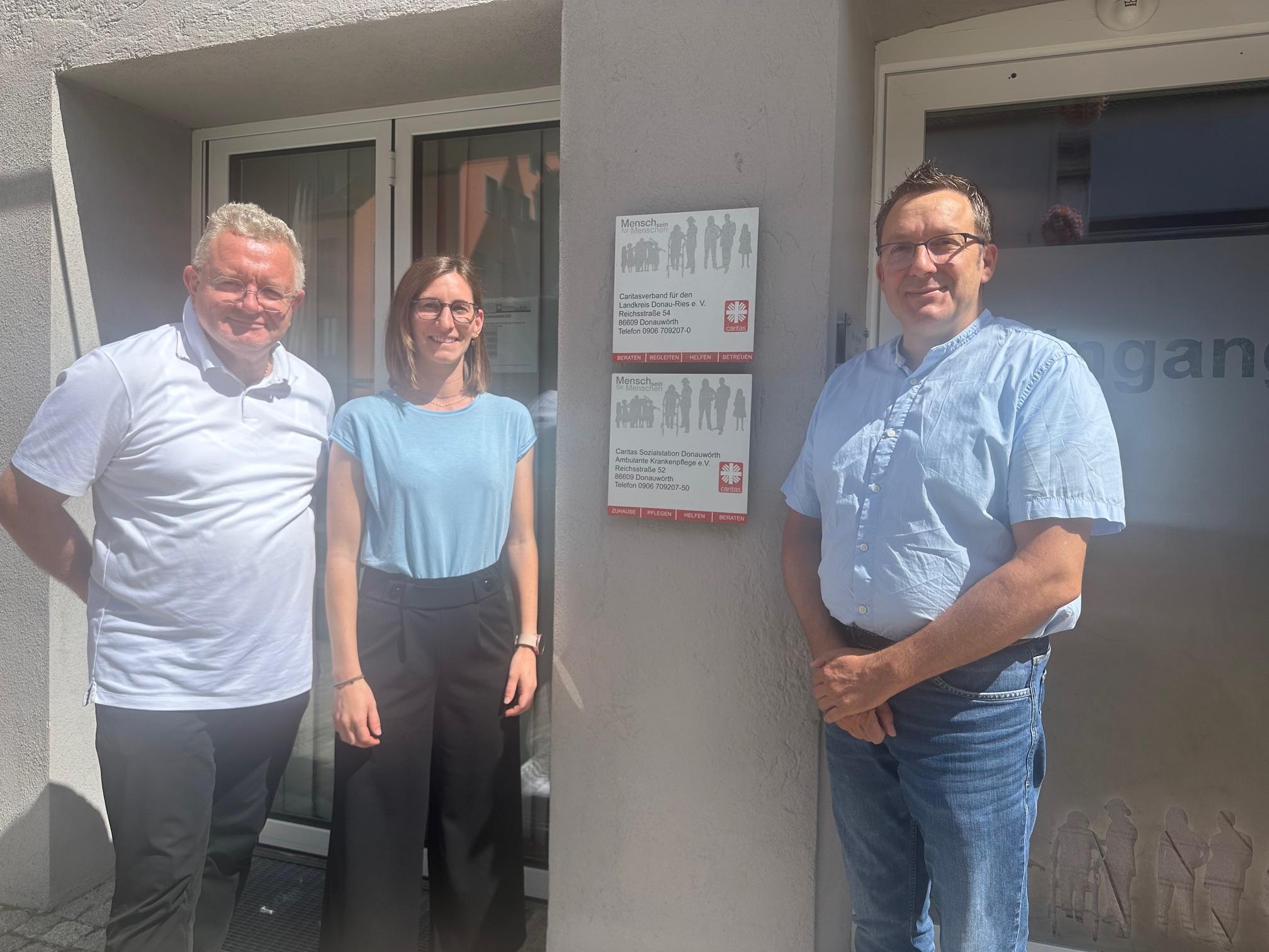 Auf dem Bild zu sehen (von links): Stephan Deurer, Maike Prause und Branko Schäpers.