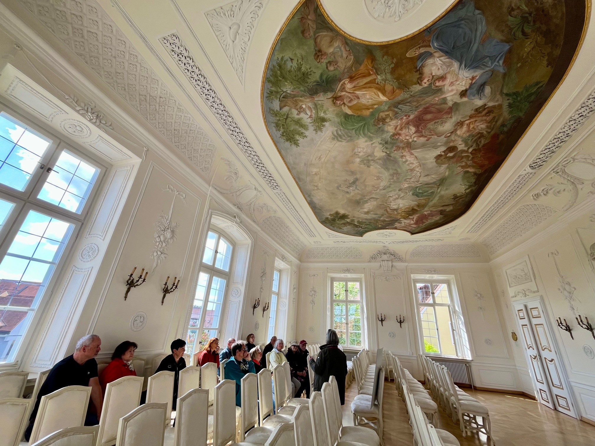 Der Enderlesaal.