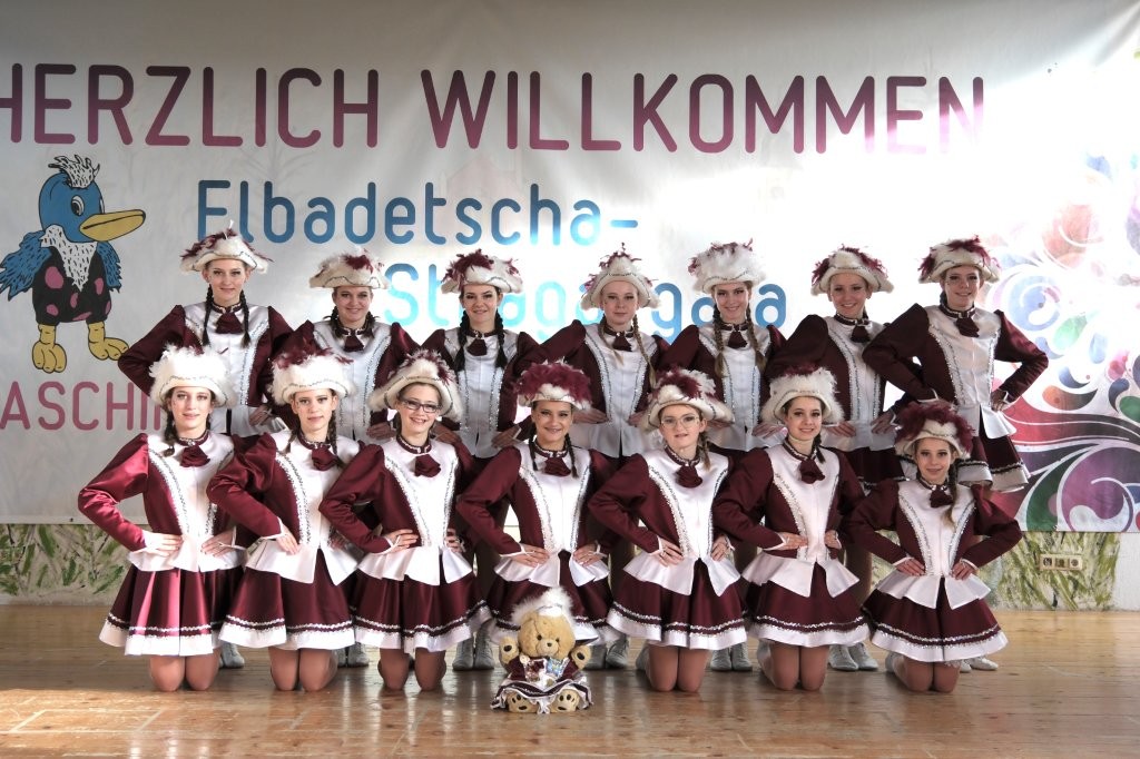 Die Amerdinger Tweenygarde freut sich auf neue Uniformen.