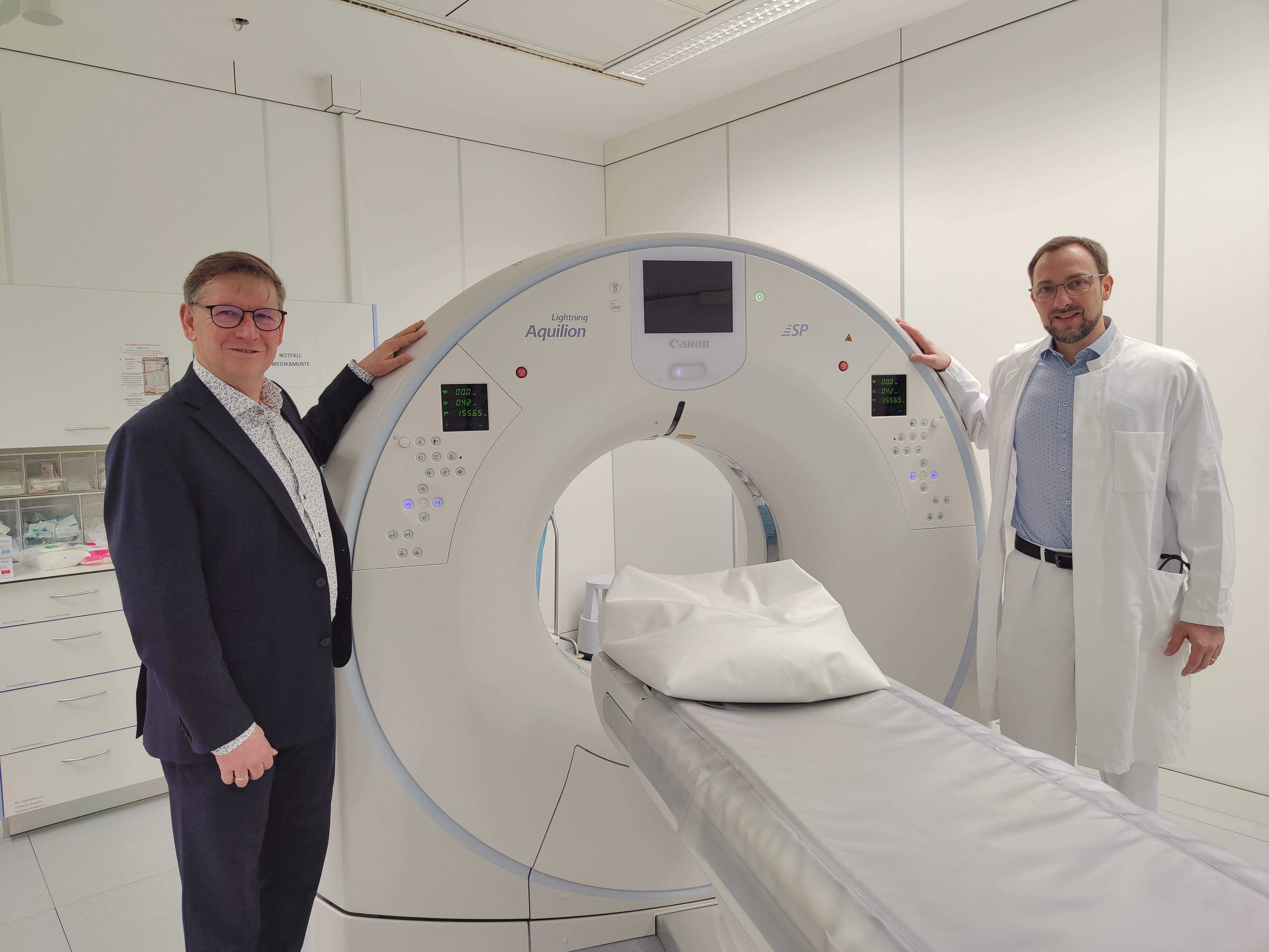 Der moderne CT (Computertomograph) in der Donau-Ries Klinik Donauwörth.