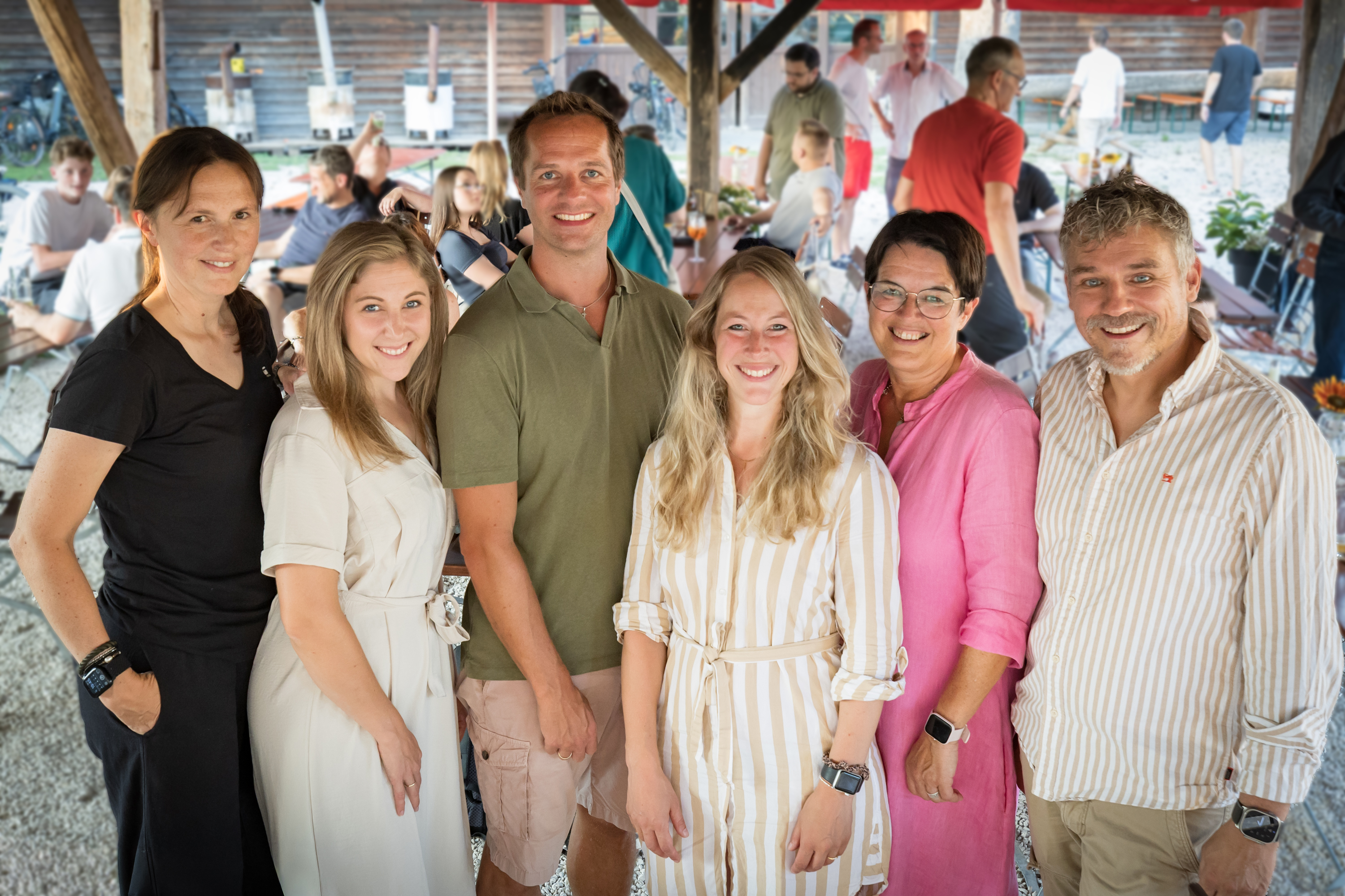 Der neue Vorstand der PWG Nördlingen v.l.n.r. Cara-Irina Wagner, Teresa Gruber, Dr. Georg Frank, Barbara Wunder, Susanne Vierkorn, Michael Kemnitzer.