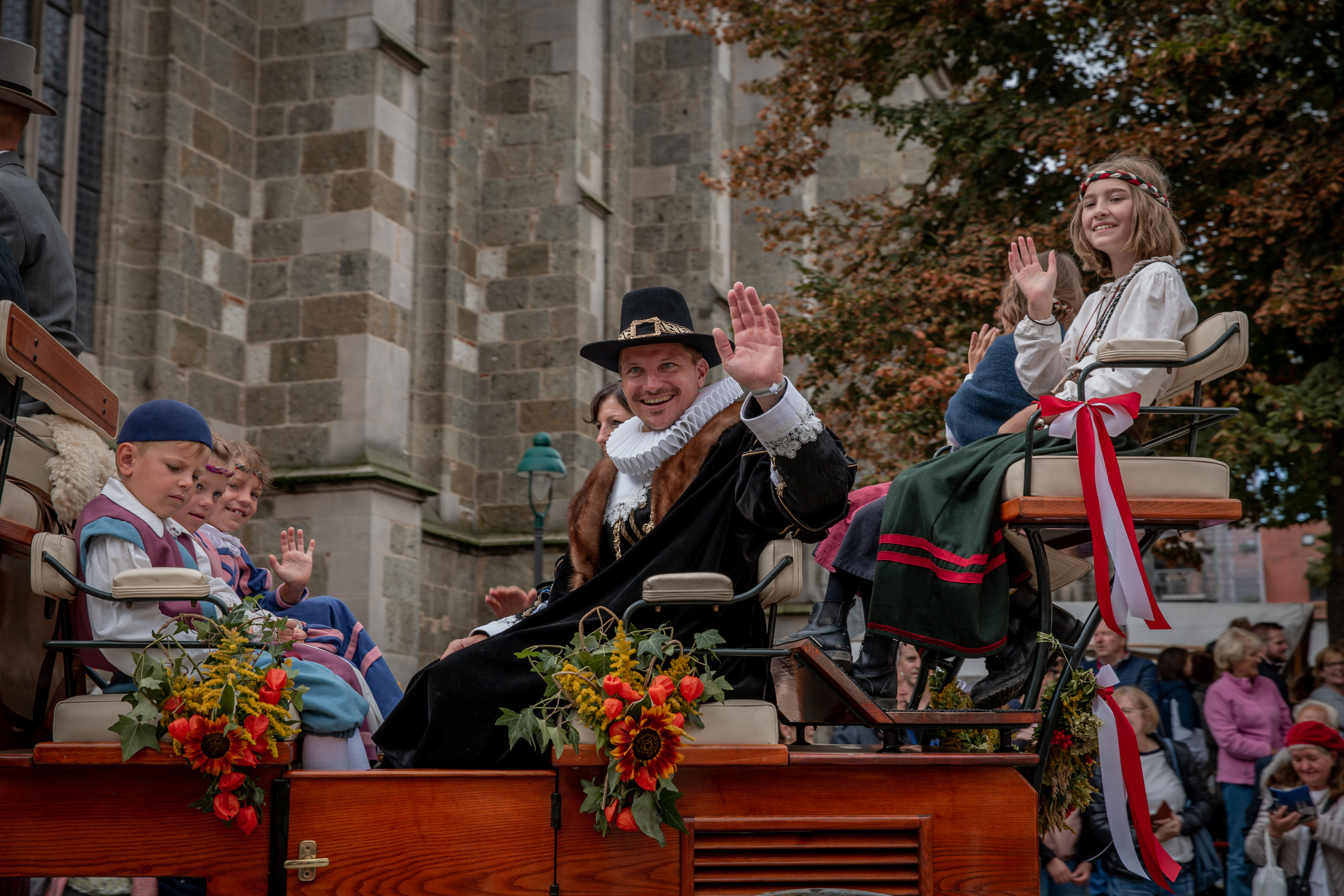 Oberbürgermeister David Wittner beim Stadtmauerfest.