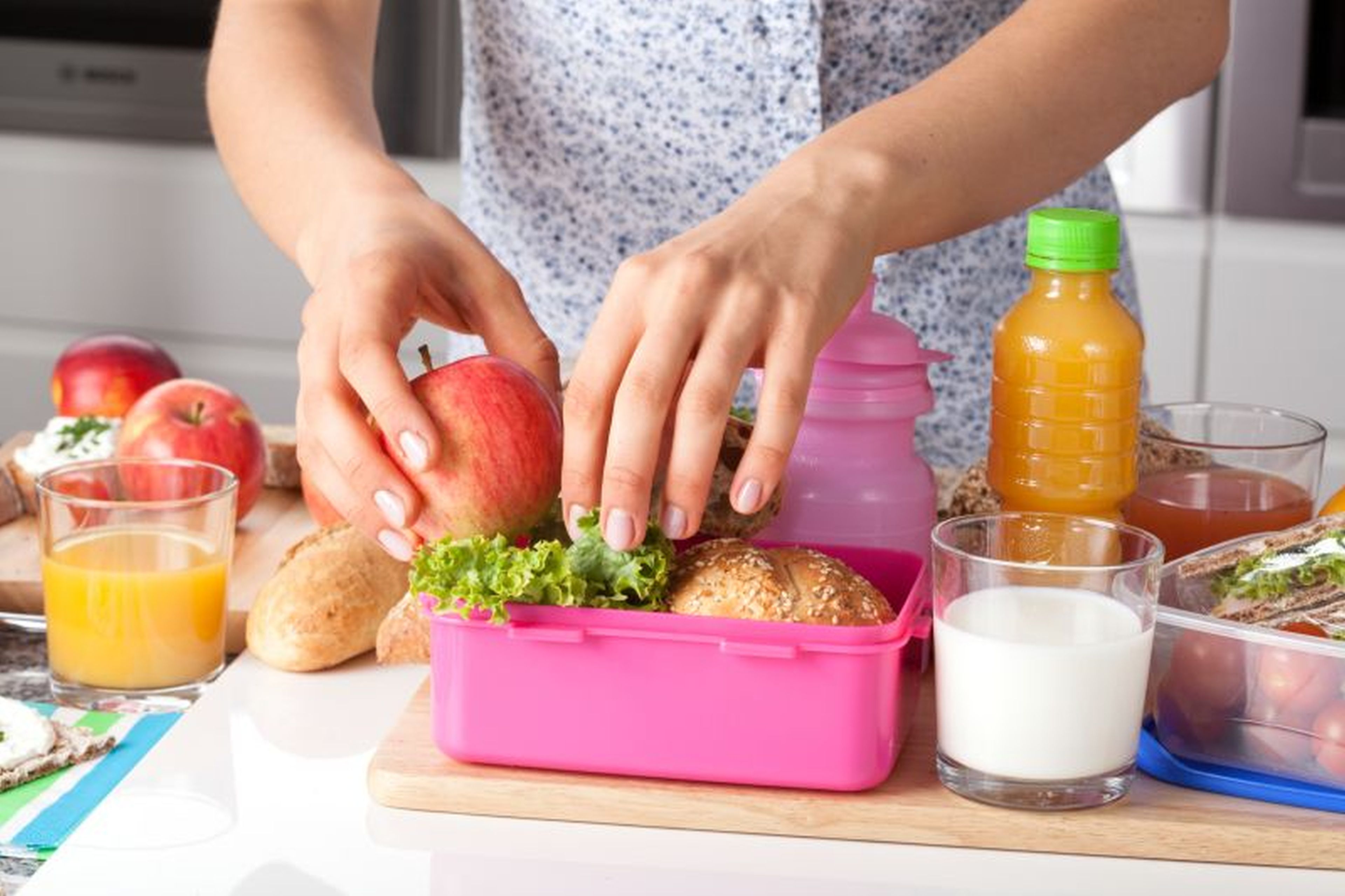 Wenn das Frühstück nicht so üppig ausfällt, sind leckere, gesunde Pausensnacks für Schulkinder umso wichtiger.