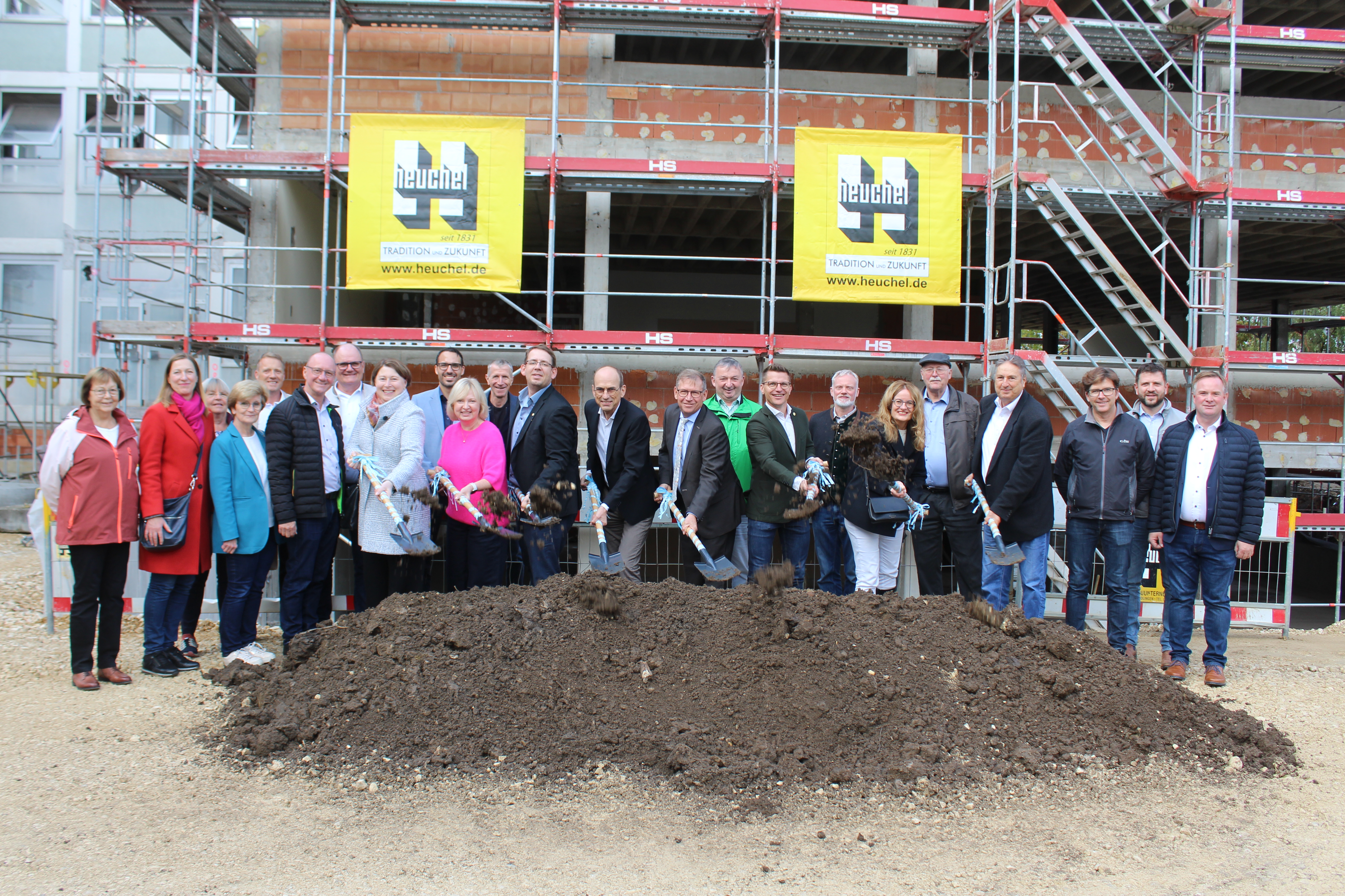 Spatenstich Wirtschaftsschule