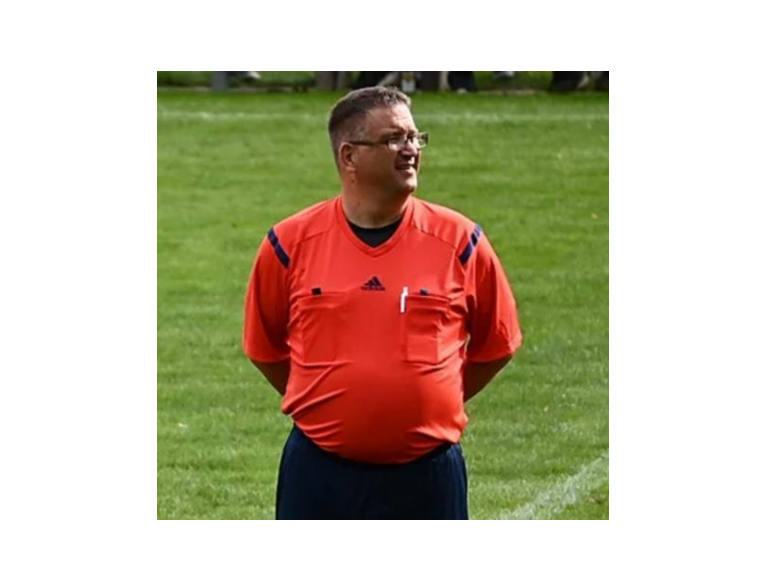 Seit vielen Jahren engagiert sich Ralf als Spielleiter Jugend beim BFV, noch länger steht er als Schiedsrichter auf dem Platz.