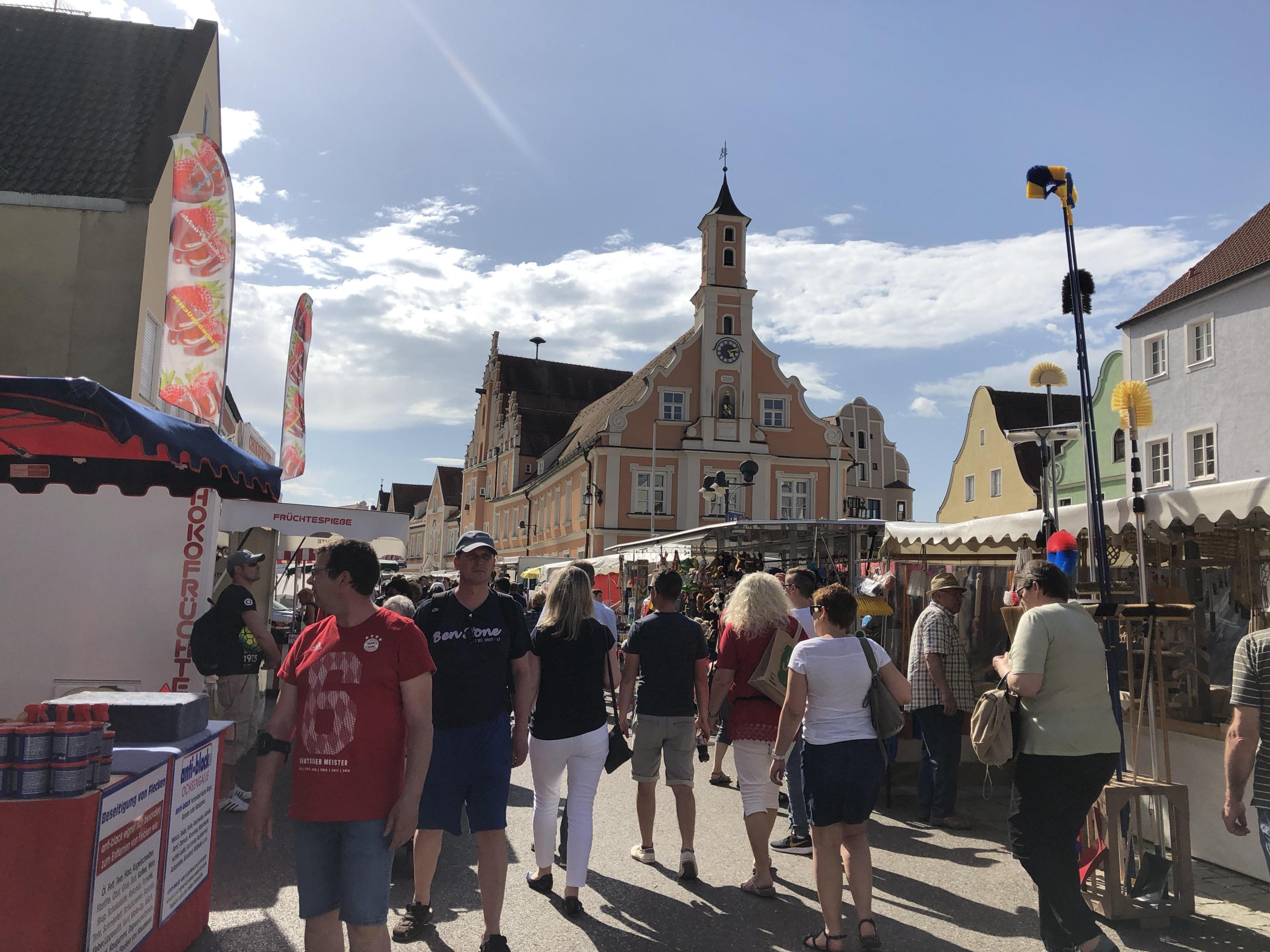 Jakobimarkt-in-Rain-Das-ist-in-diesem-Jahr-neu